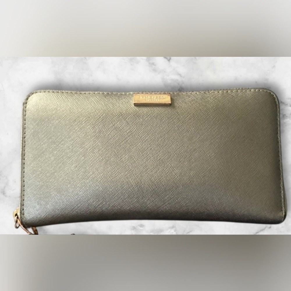 ♠️ Kate Spade ♠️ Metal Gold Women's Clutch Wallet with Tassel